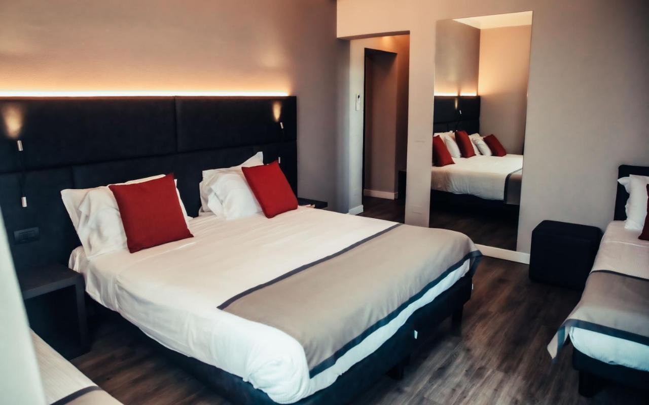 Hotel Benaco Desenzano del Garda Extérieur photo
