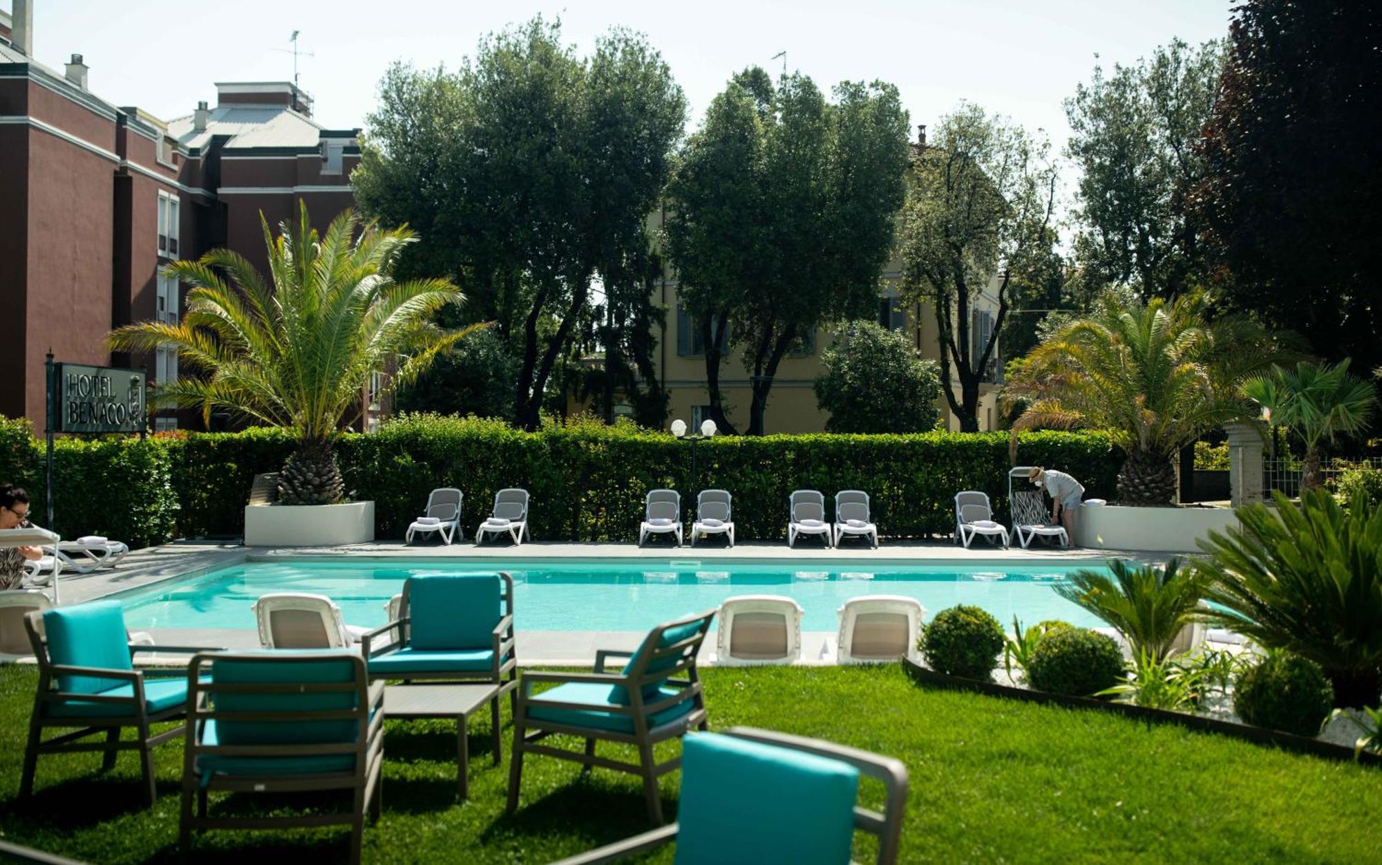 Hotel Benaco Desenzano del Garda Extérieur photo